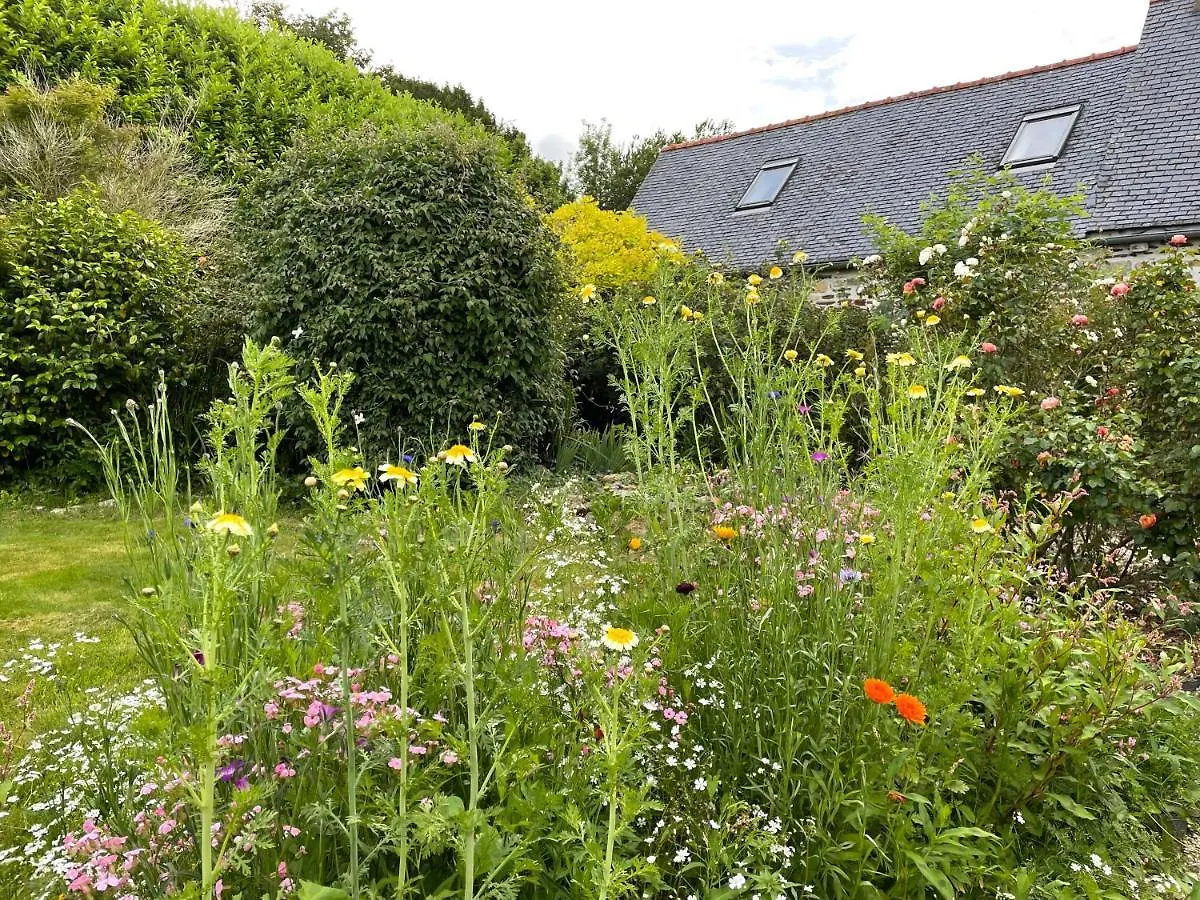 Chez Nosch Bed & Breakfast Plouegat-Guerand France